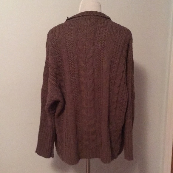 Cute and comfy Cardigan - Picture 5 of 5